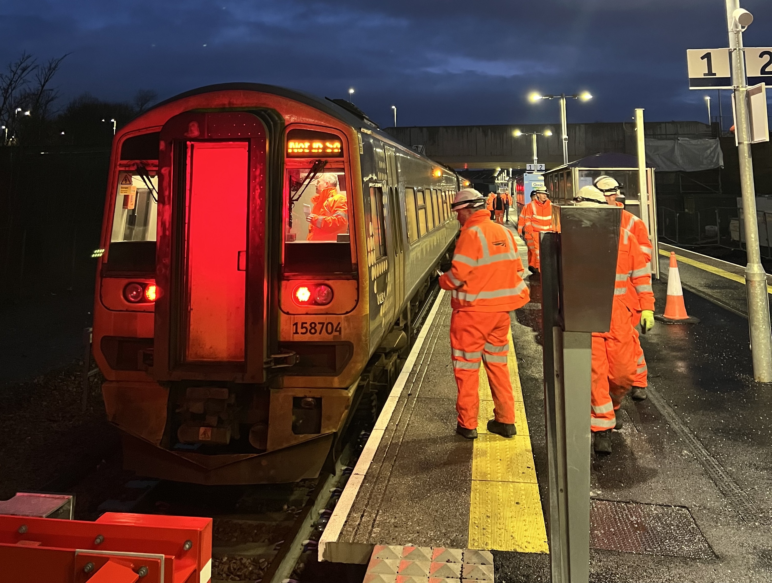 Train at Leven